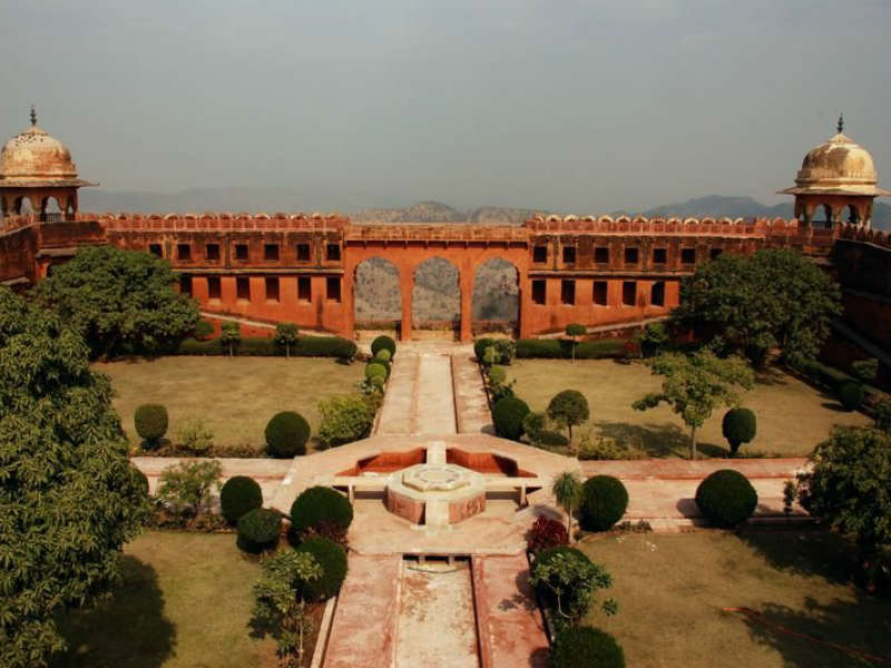 Jaigarh Fort